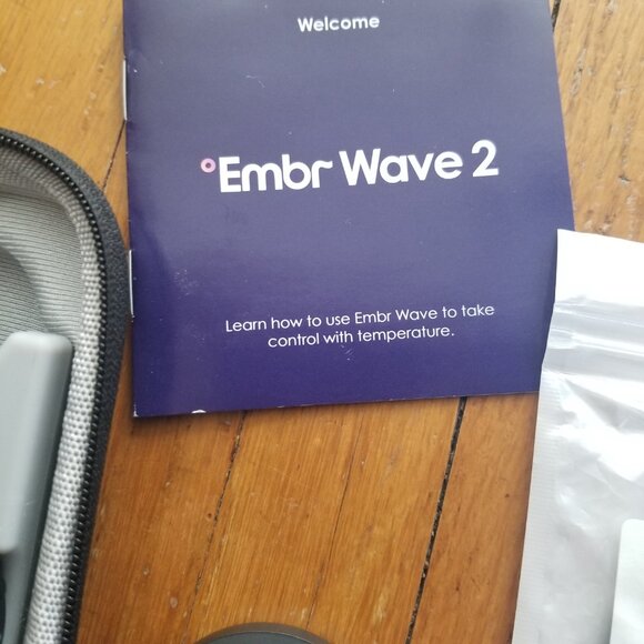 Embr Wave 2 Cooling Heating Body Wrist Device - Picture 5 of 7